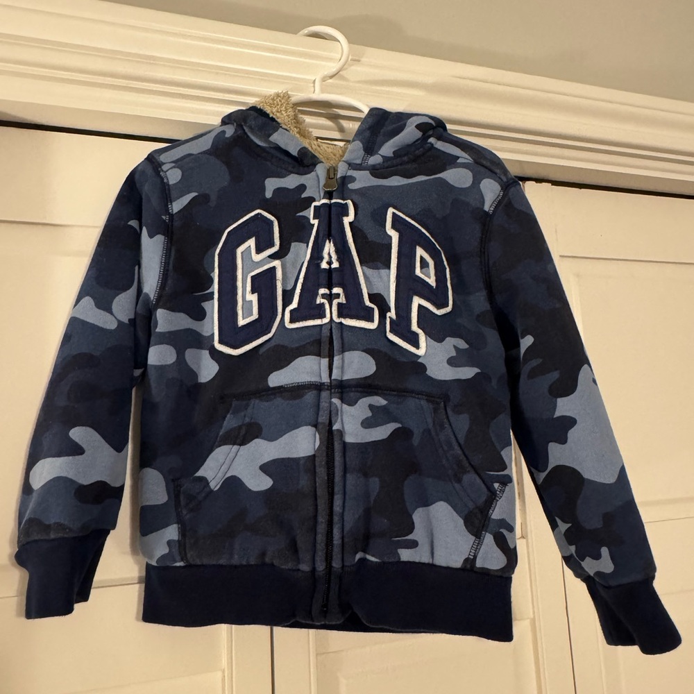 GAP Kids Blue Camo Hoodie - Boys Size 5